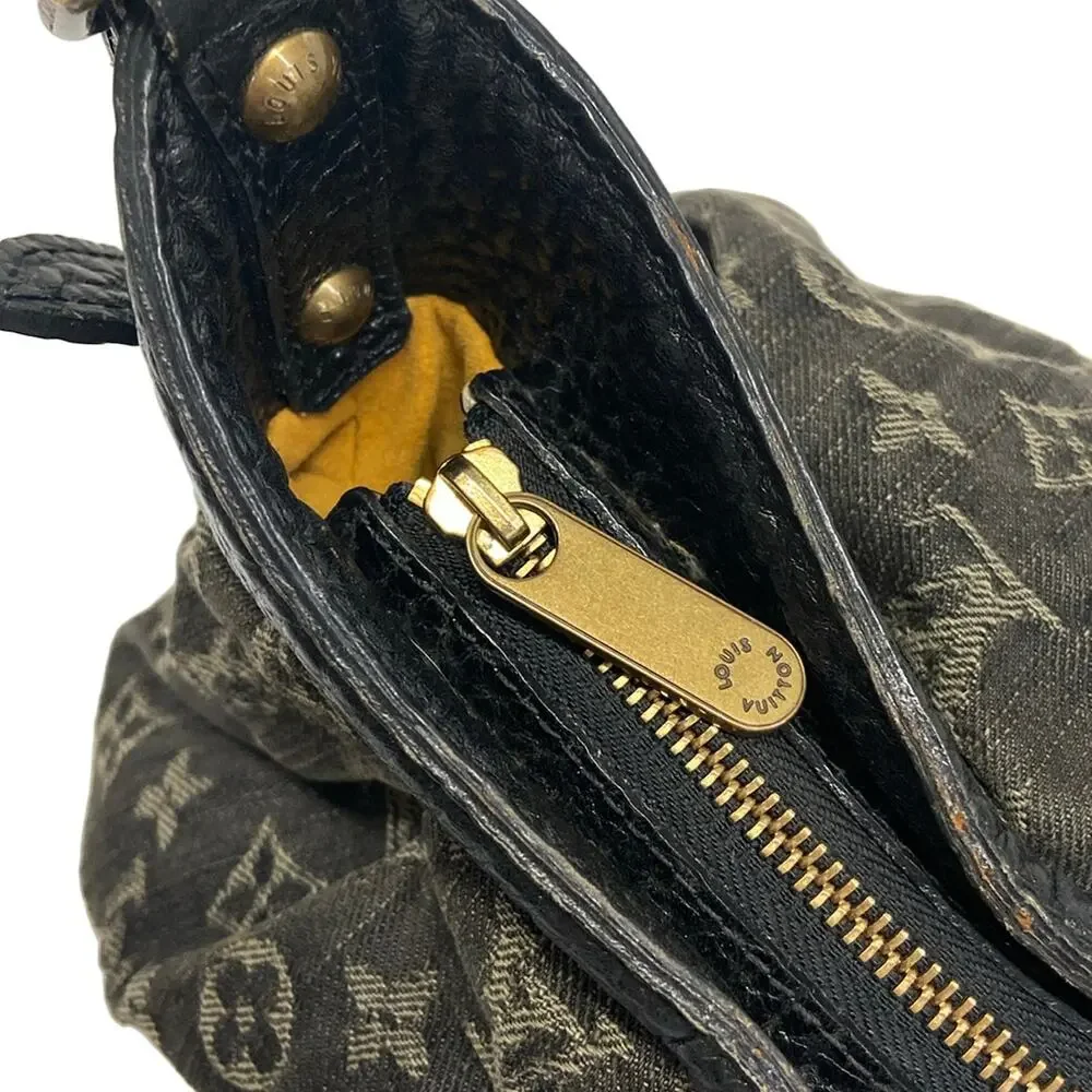 Louis Vuitton Slightly Shoulder Bag M95835